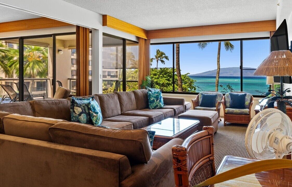 Photo of Livingroom in Kahana