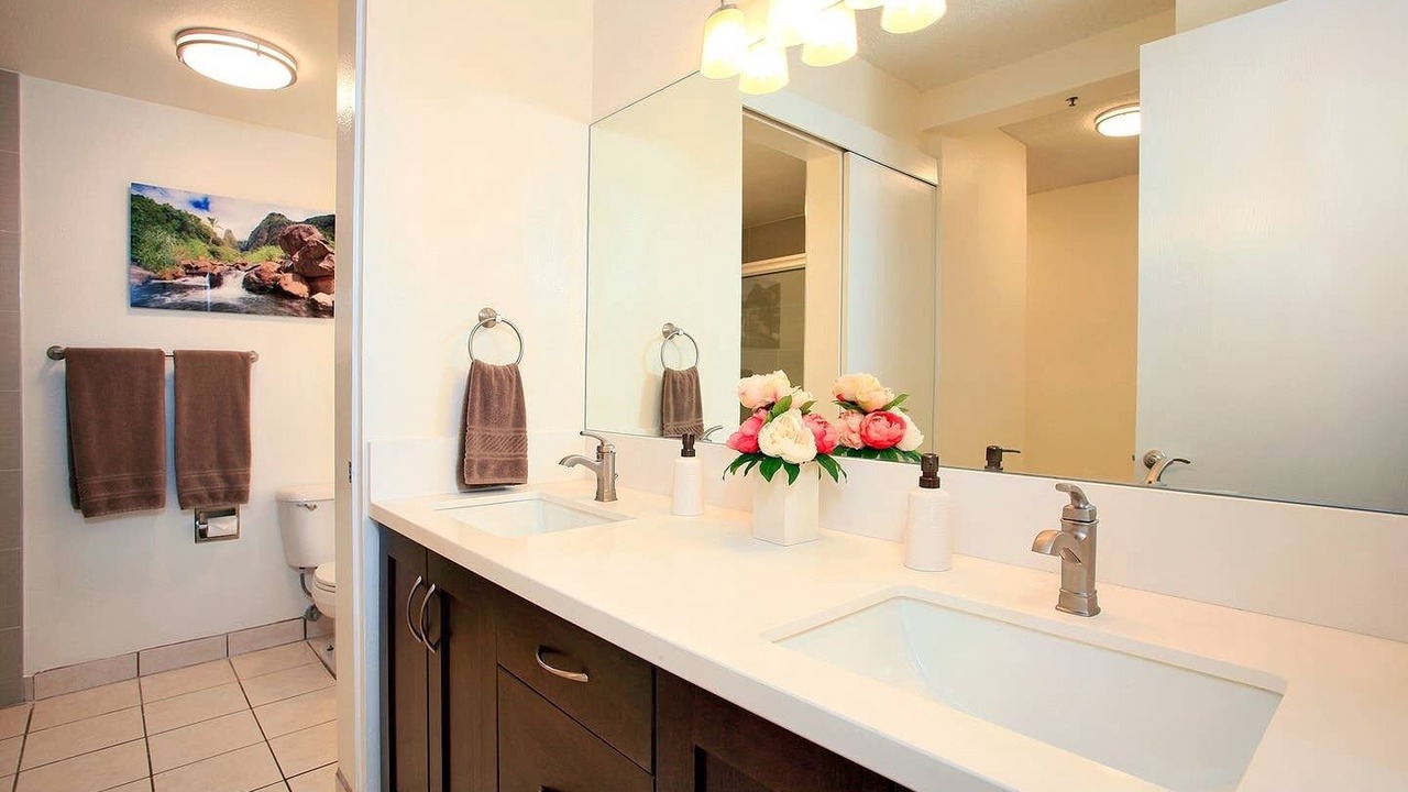 Photo of Bathroom in Kahana