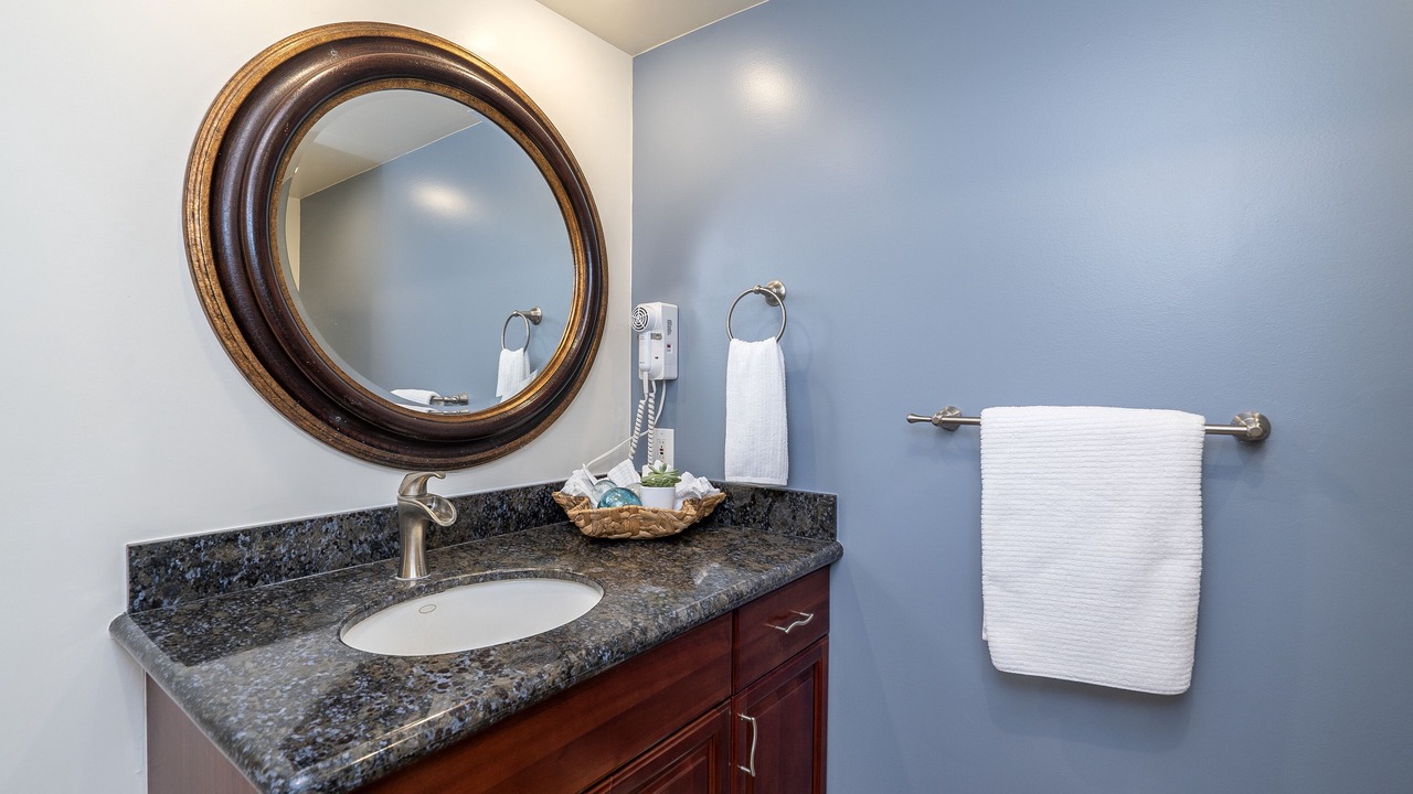 Photo of Bathroom in Mokuleia