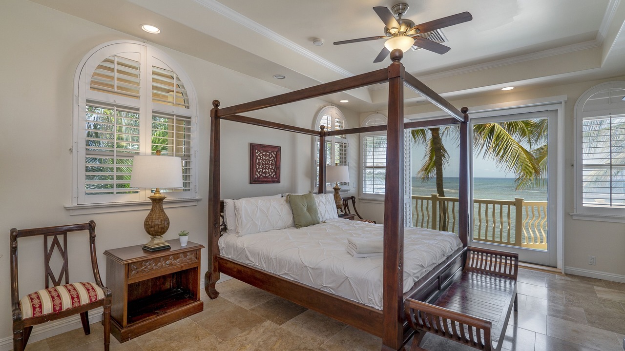 Photo of Bedroom in Mokuleia