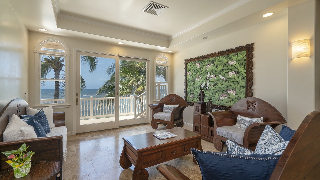 Photo of Livingroom in Mokuleia