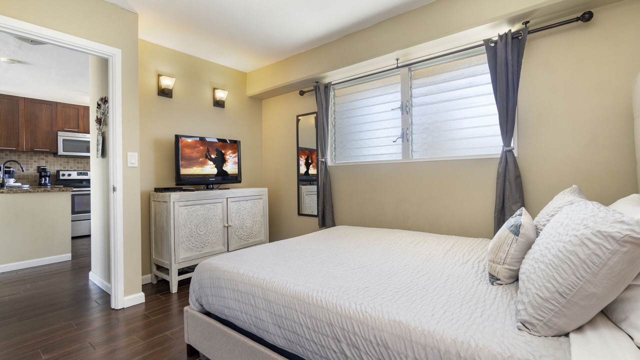 Photo of Bedroom in McCully - Moiliili