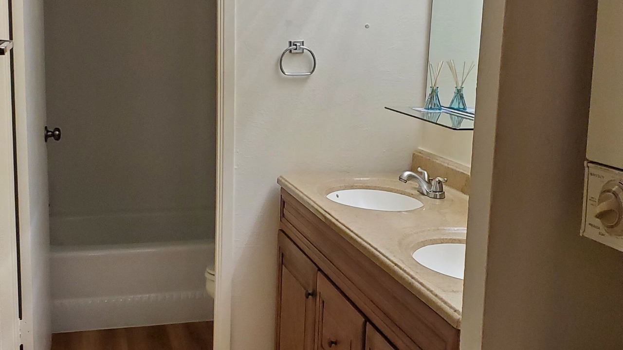 Photo of Bathroom in Waimalu