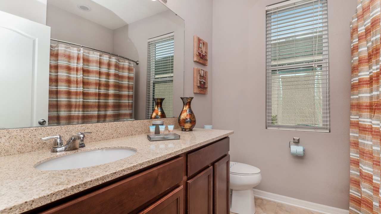 Photo of Bathroom in Davenport