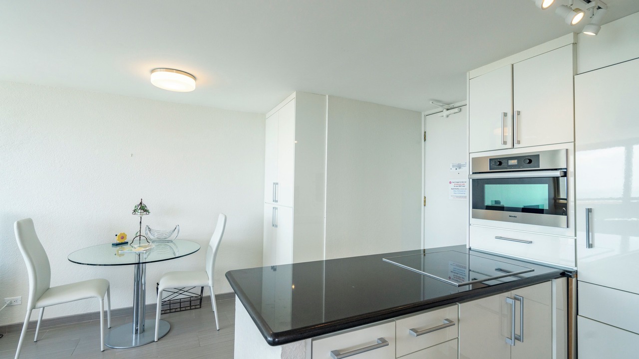 Photo of Kitchen in Waikiki
