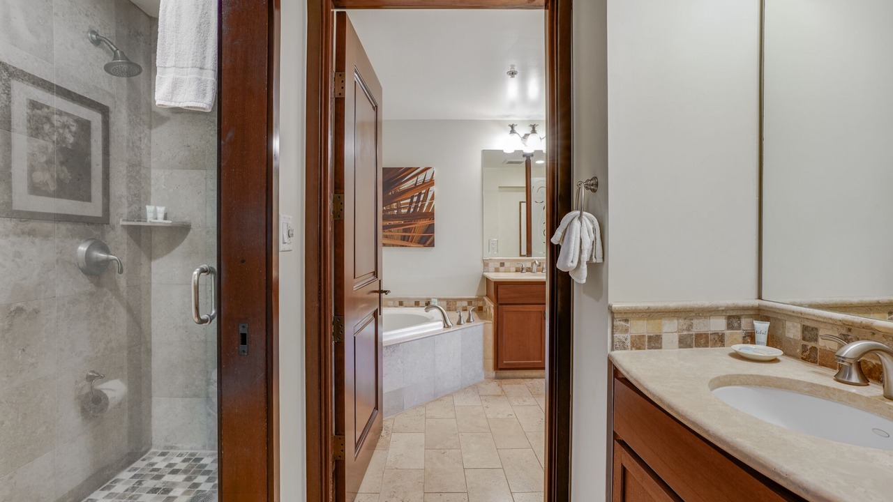 Photo of Bathroom in Wailua