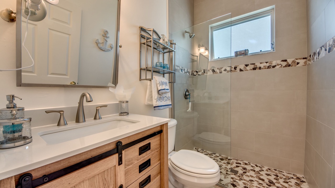 Photo of Bathroom in Eight Lakes