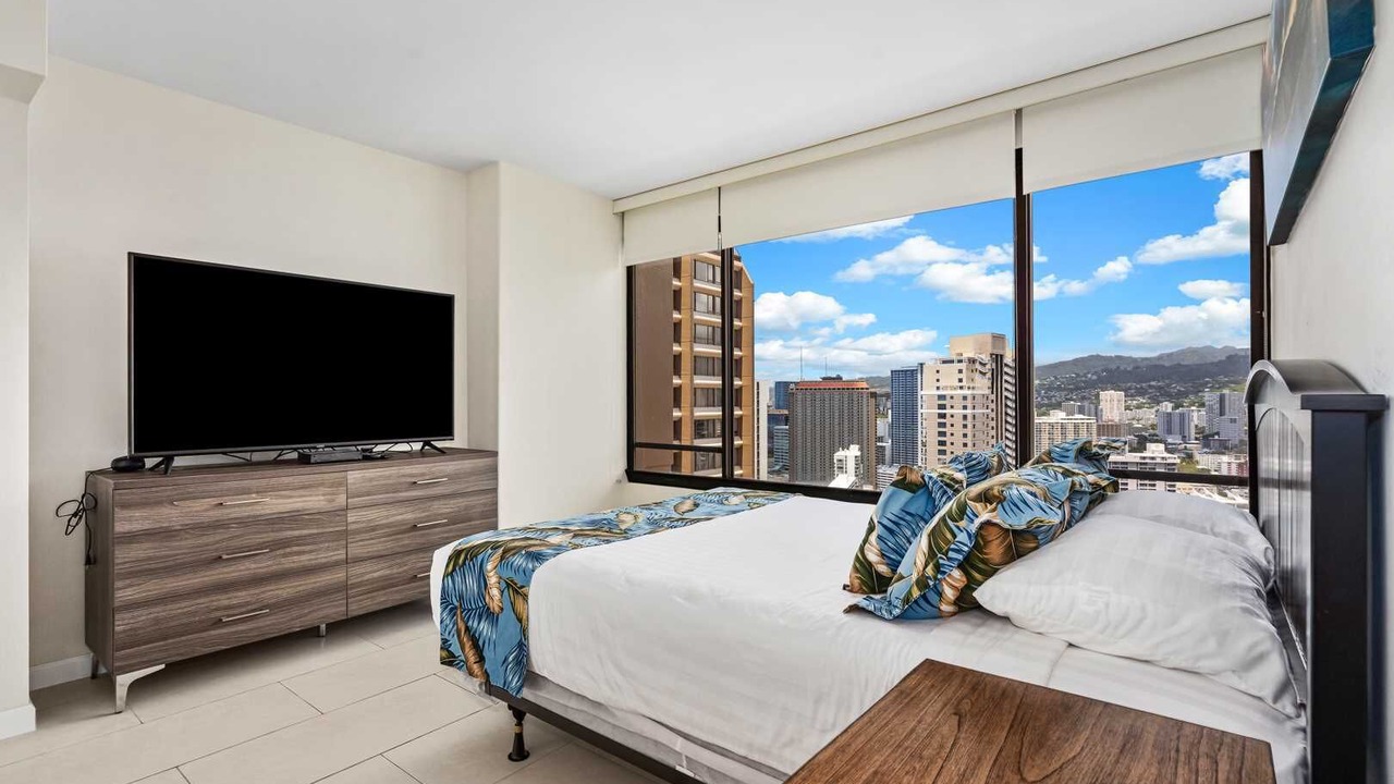 Photo of Bedroom in Waikiki