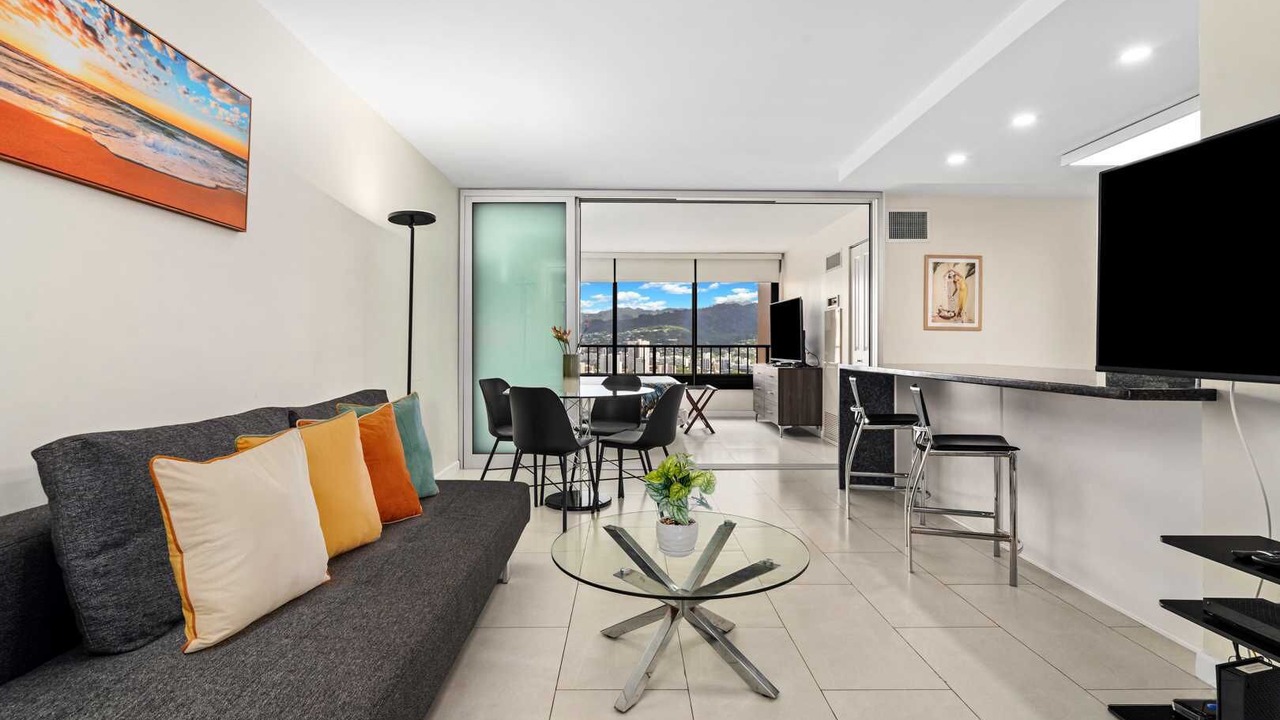 Photo of Livingroom in Waikiki