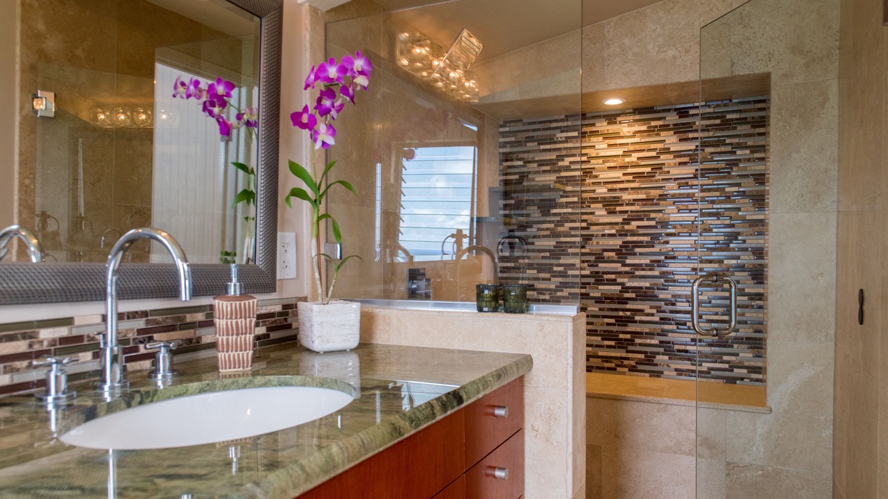 Photo of Bathroom in Laupahoehoe