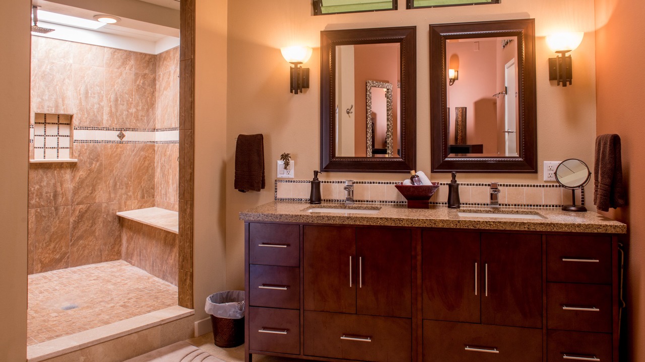 Photo of Bathroom in Laupahoehoe
