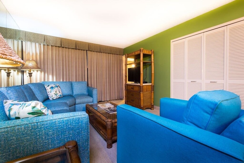 Photo of Livingroom in Kahana