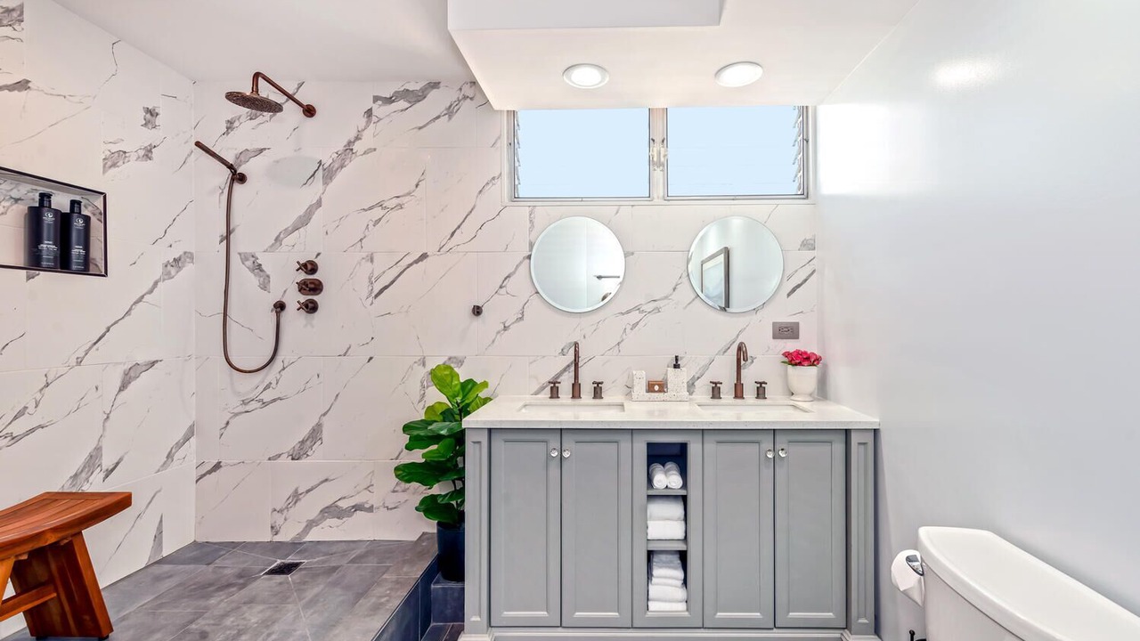 Photo of Bathroom in Waikiki