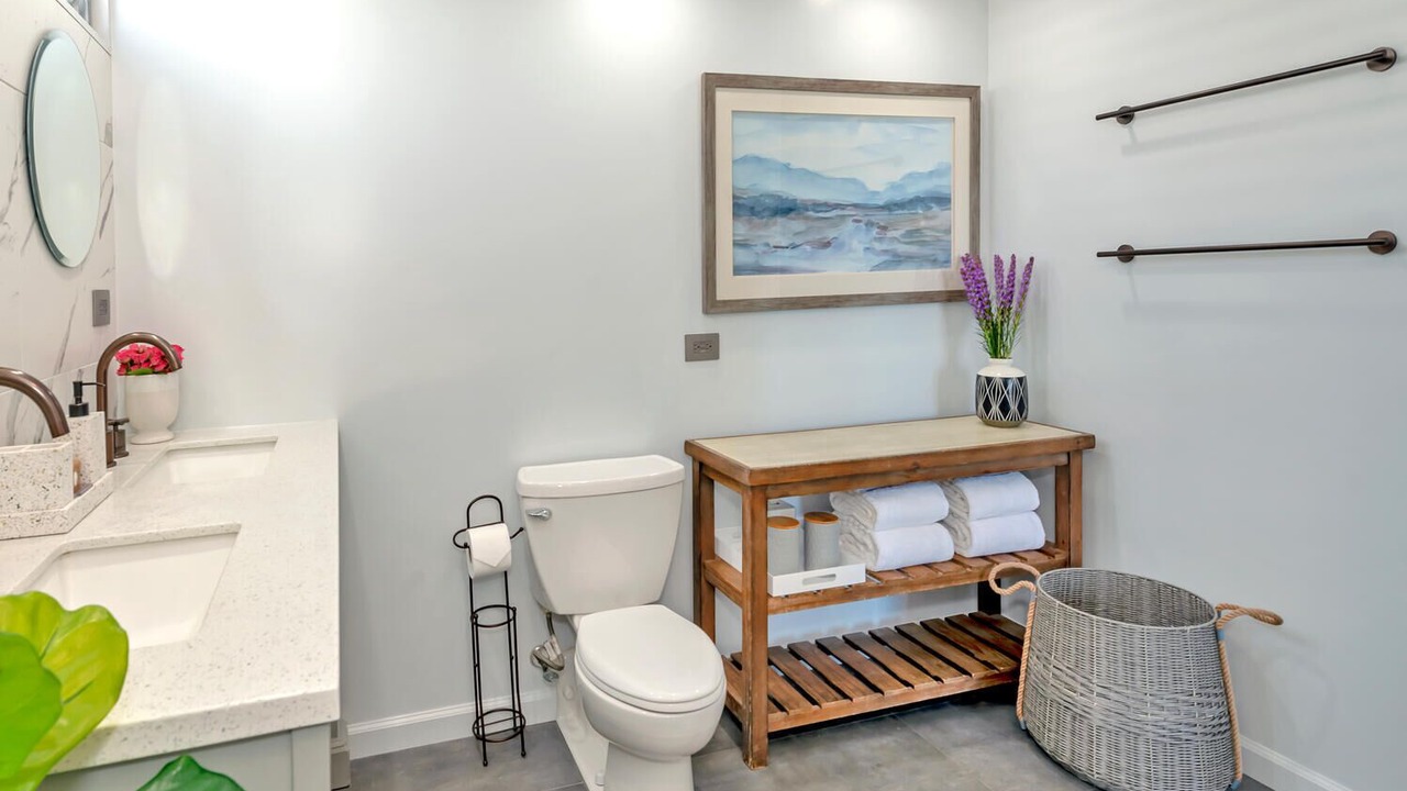 Photo of Bathroom in Waikiki