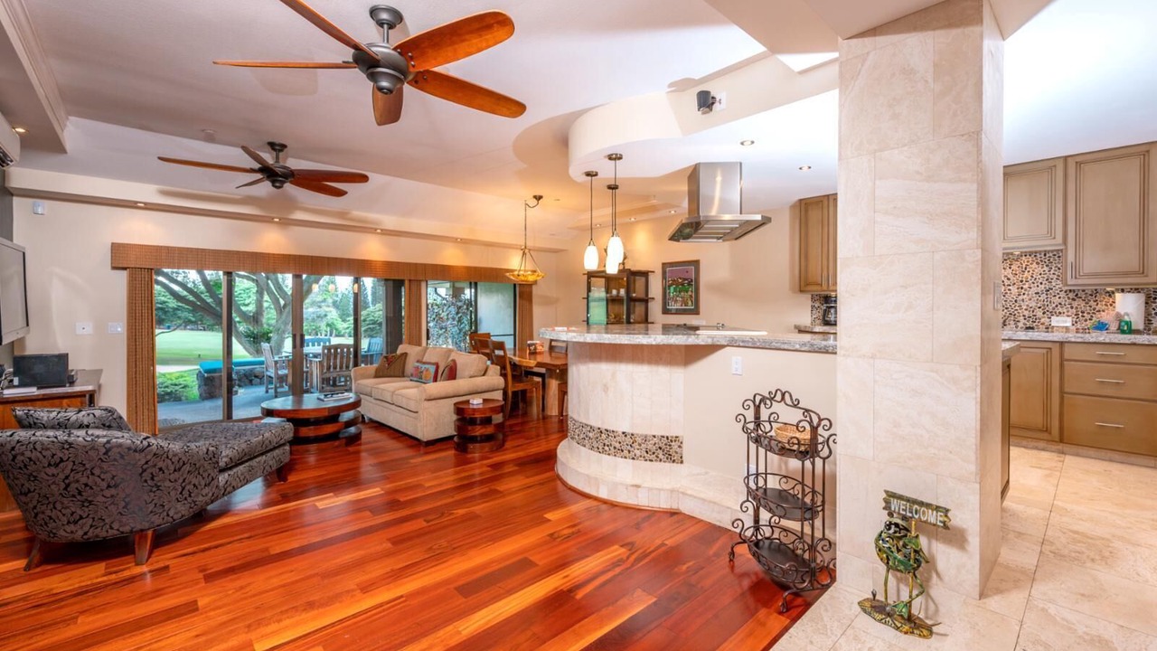 Photo of Livingroom in Kapalua