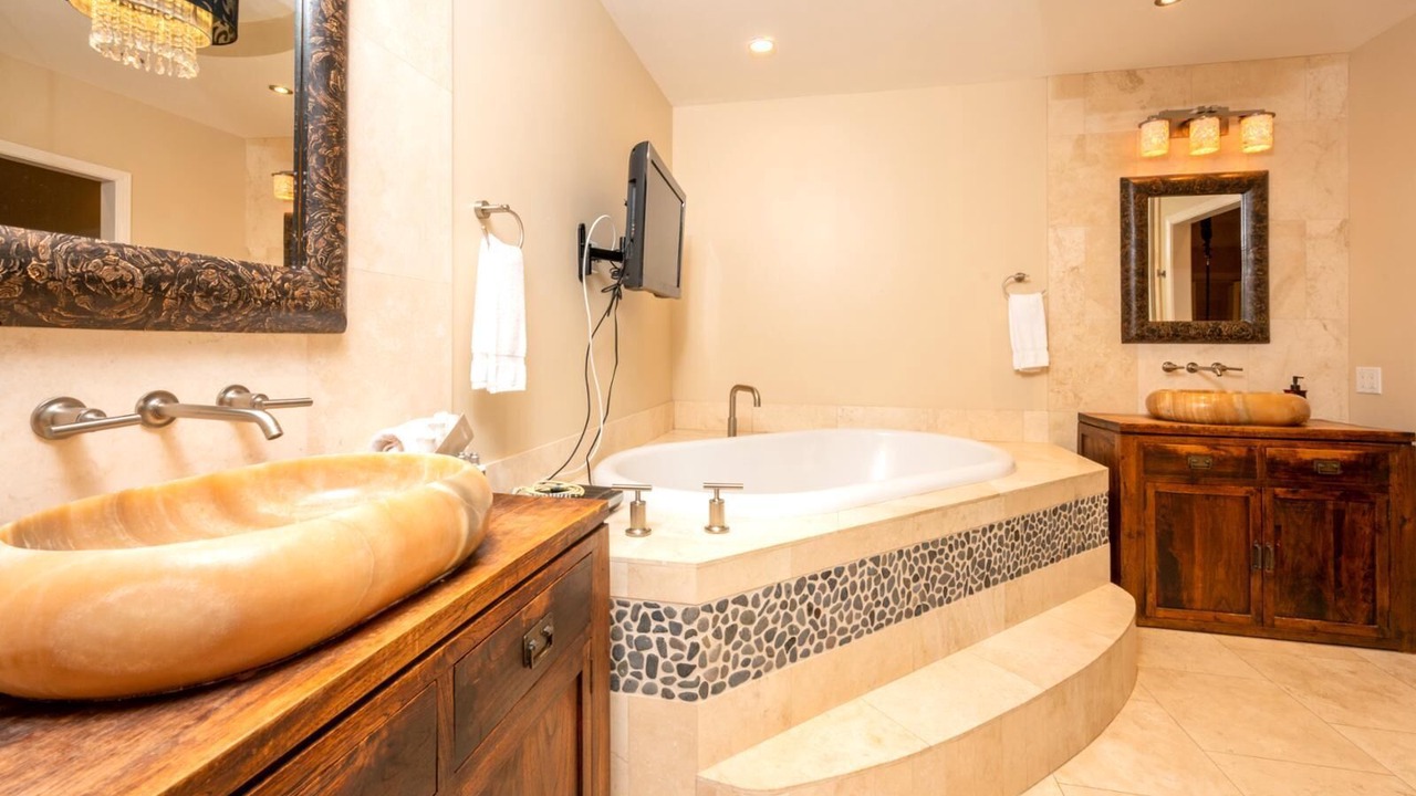 Photo of Bathroom in Kapalua