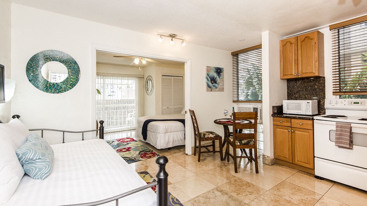 Photo of Bedroom in Waikiki