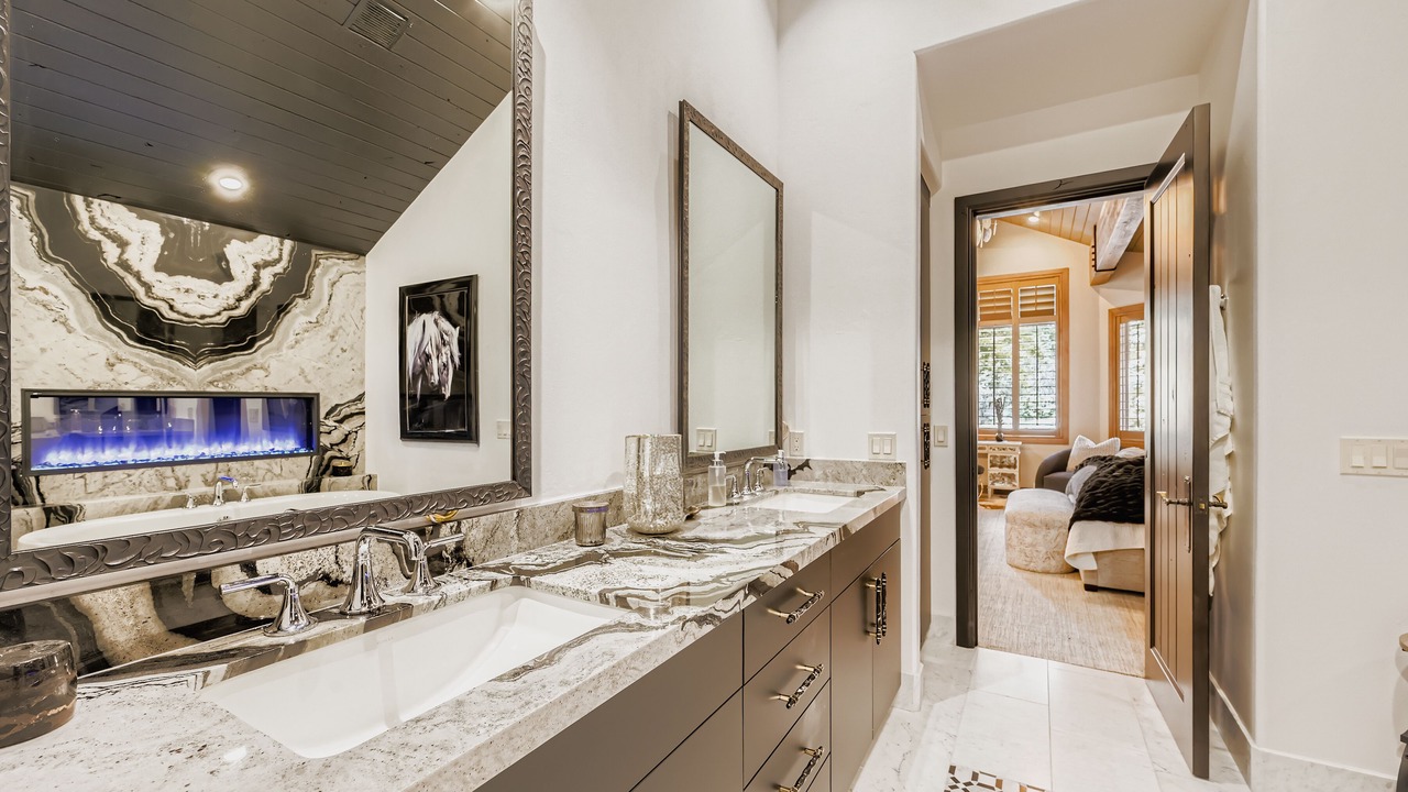 Photo of Bathroom in Deer Valley