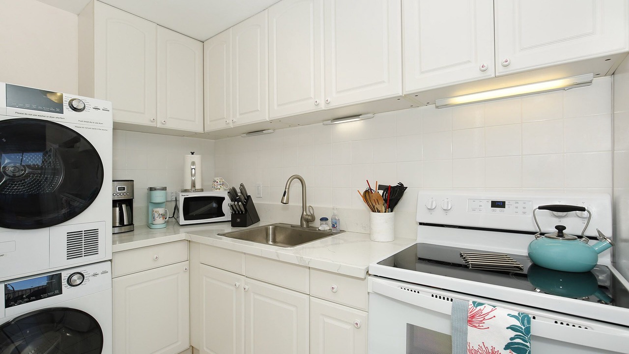 Photo of Kitchen in Waikiki