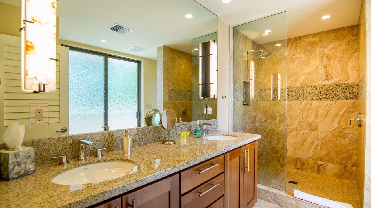 Photo of Bathroom in Kapalua