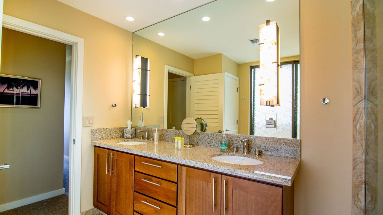 Photo of Bathroom in Kapalua
