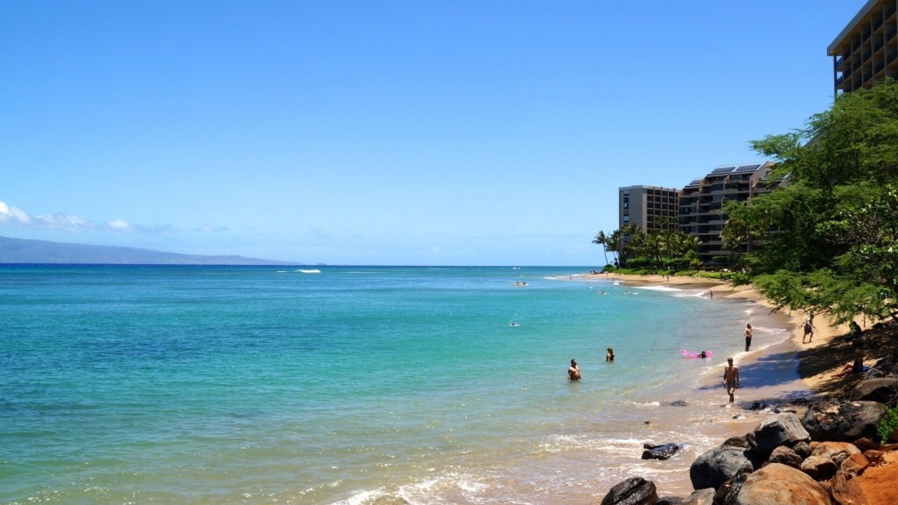Photo of Others in Kahana
