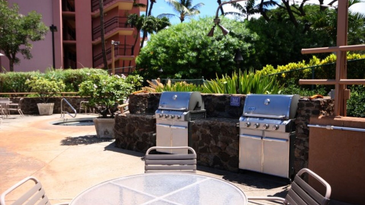 Photo of Others in Kahana