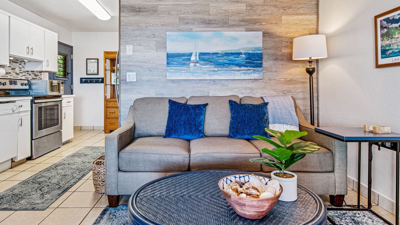 Photo of Livingroom in Kahana