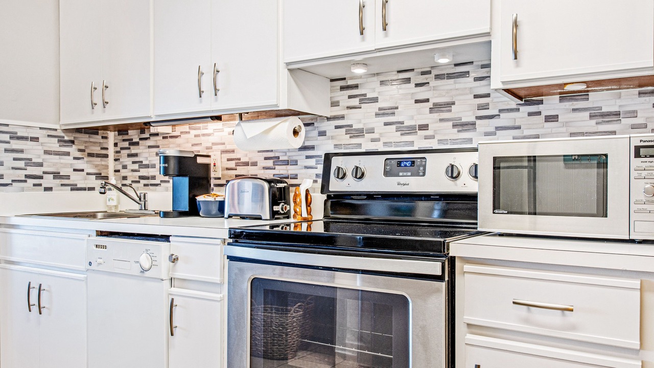 Photo of Kitchen in Kahana