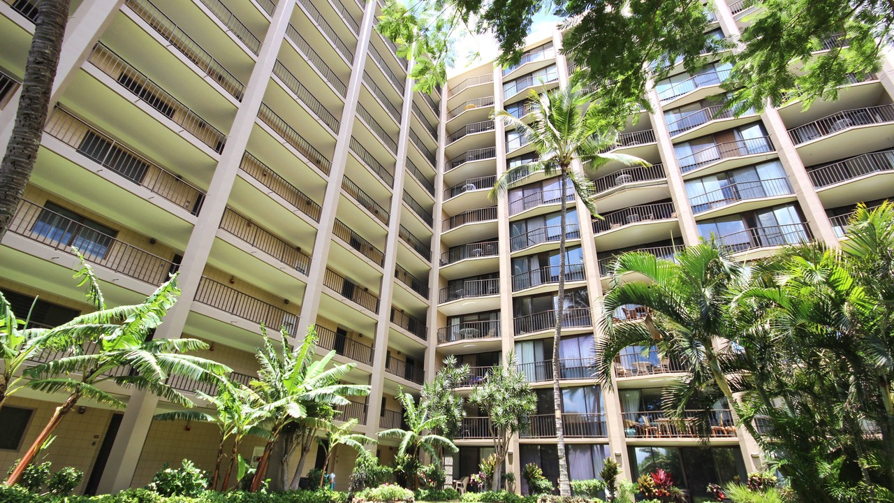 Photo of Others in Kahana