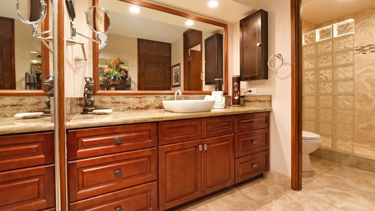 Photo of Bathroom in Kaanapali
