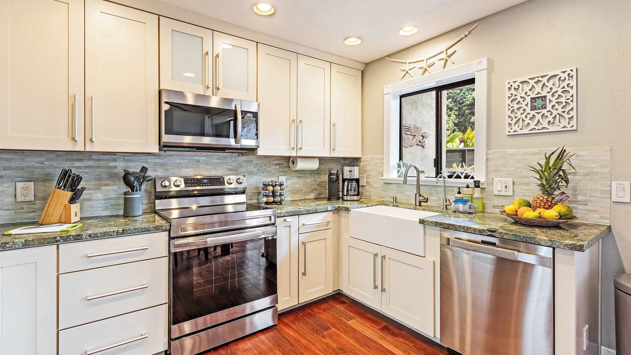 Photo of Kitchen in Napili