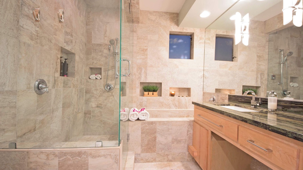 Photo of Bathroom in Napili