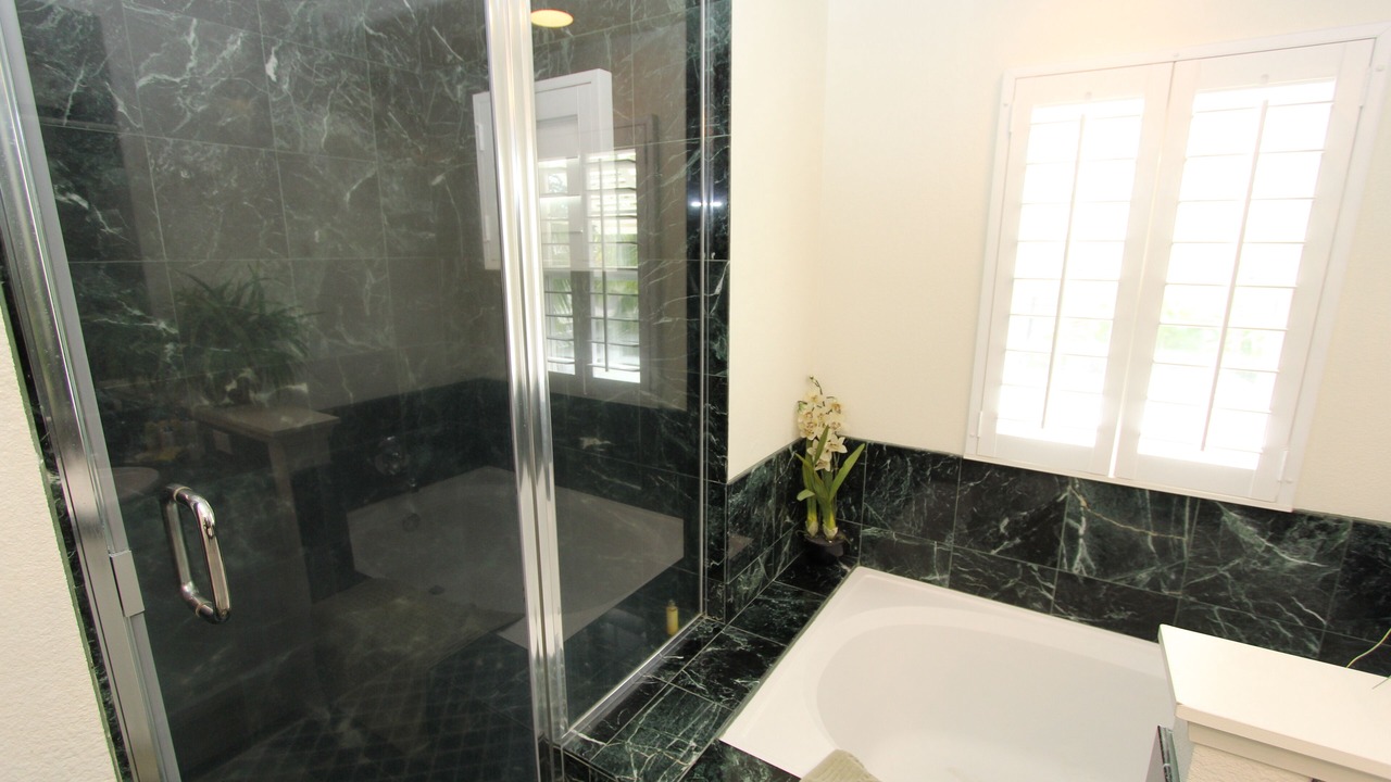 Photo of Bathroom in Ko Olina