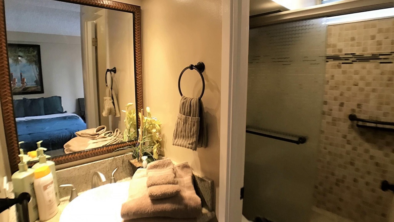 Photo of Bathroom in Waikiki
