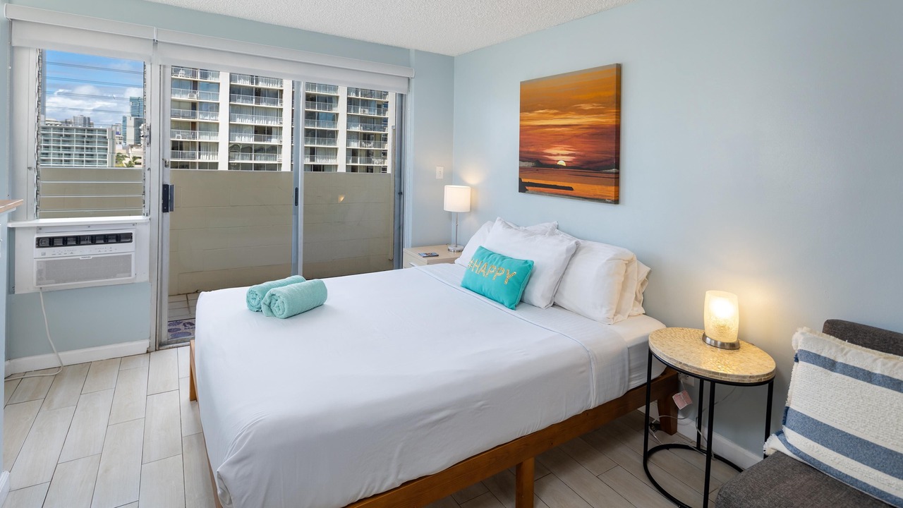 Photo of Bedroom in Waikiki