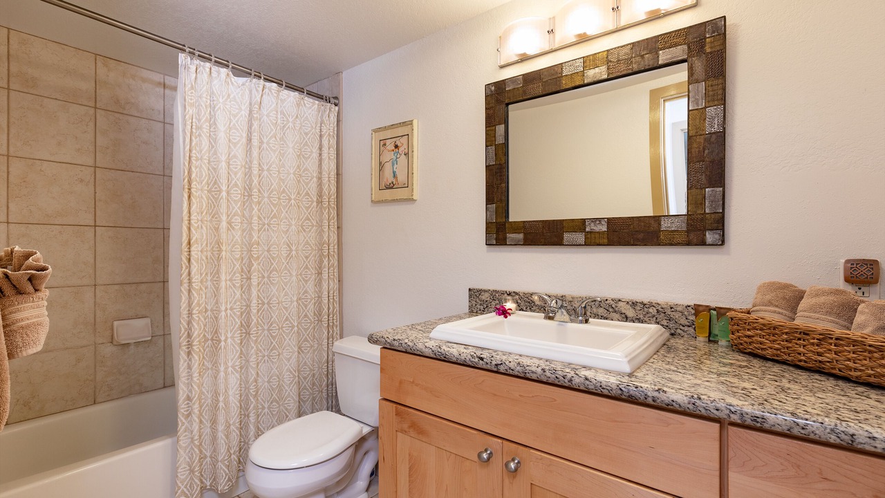 Photo of Bathroom in Maalaea
