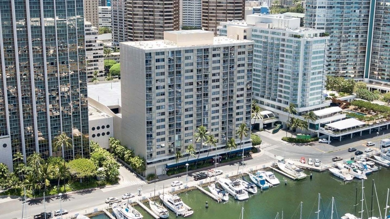 Photo of Others in Waikiki
