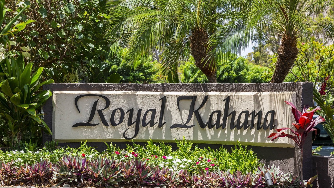 Photo of Others in Kahana