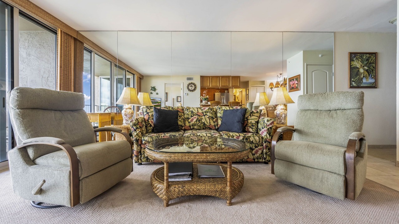 Photo of Livingroom in Kahana