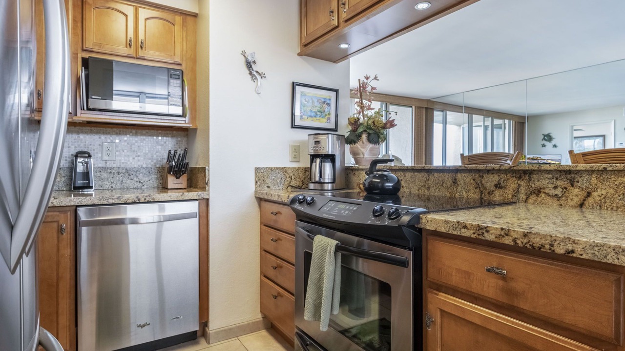 Photo of Kitchen in Kahana