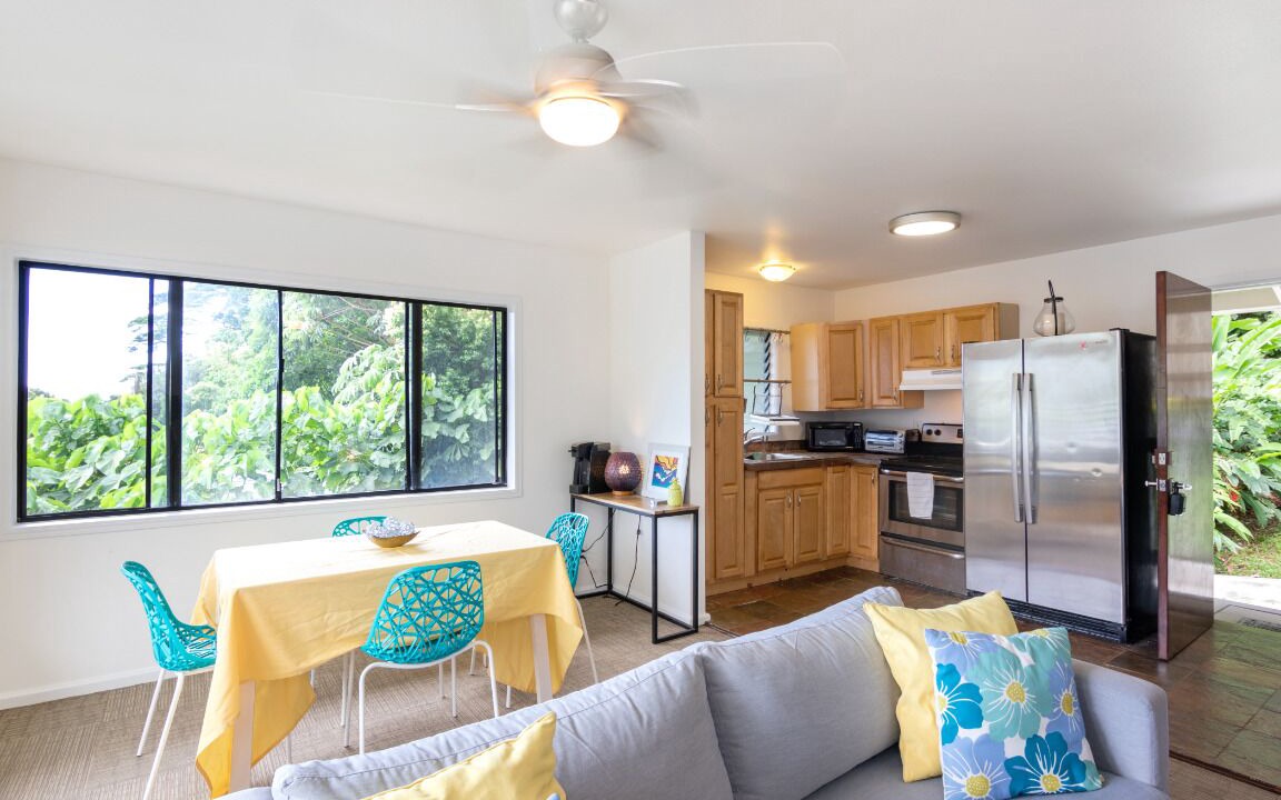 Photo of Livingroom in Manoa