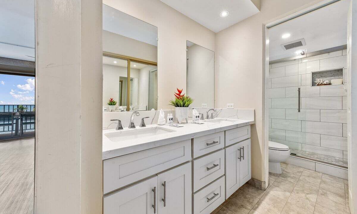 Photo of Bathroom in Kahana