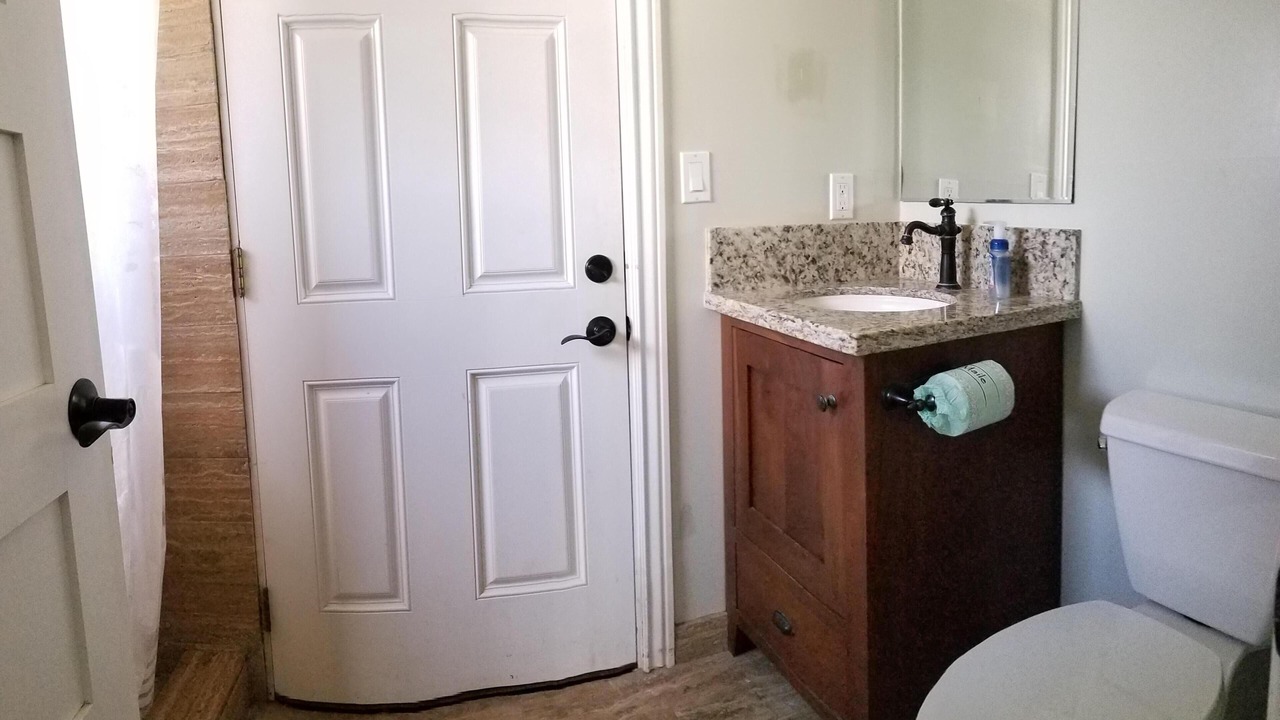 Photo of Bathroom in Hauula
