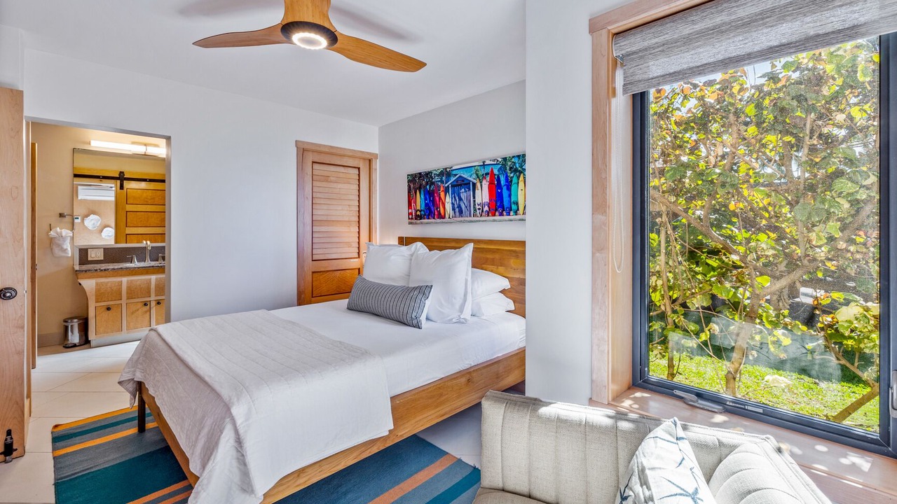 Photo of Bedroom in Downtown Lahaina