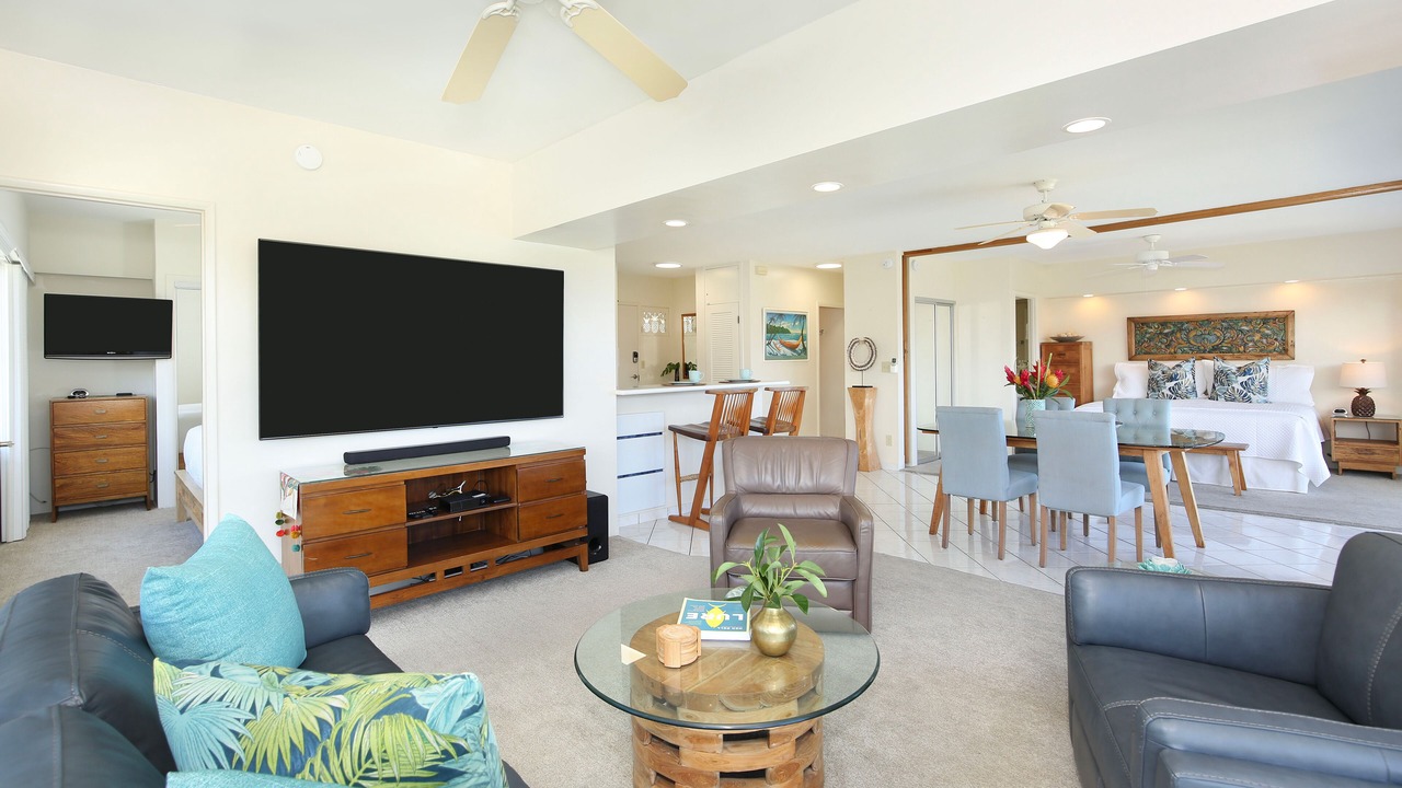 Photo of Livingroom in Waikiki