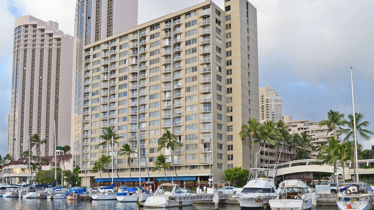 Photo of Others in Waikiki
