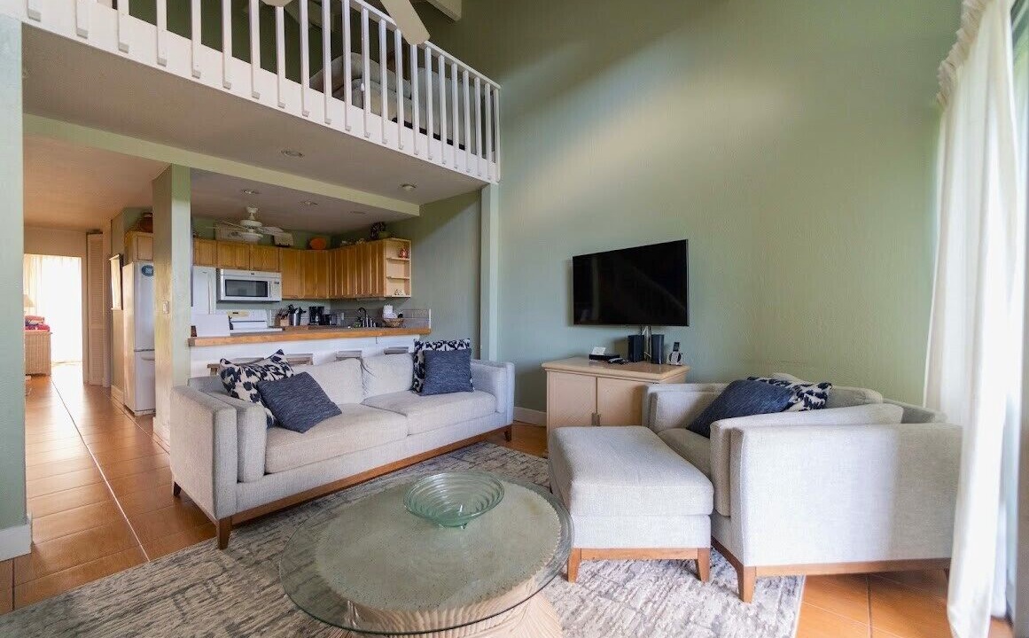 Photo of Livingroom in Kahuku