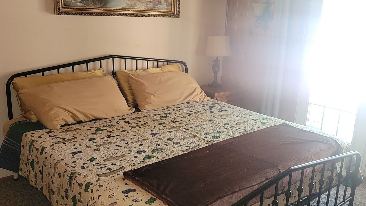 Photo of Bedroom in Duck Creek Village