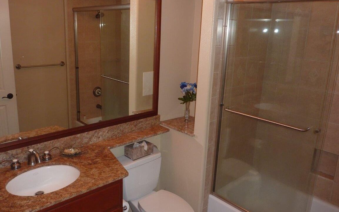 Photo of Bathroom in Waikoloa